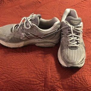 ASICS GEL-Cumulus 19 Women’s 7.5(D)